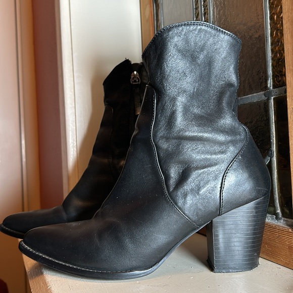 Zara black heeled cowboy ankle boots  Size 7 black - Picture 3 of 6